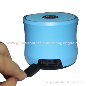 3.5mm Stereo Mini Waterproof Speaker with 700mAh Rechargeable Lithium Battery/TF Card